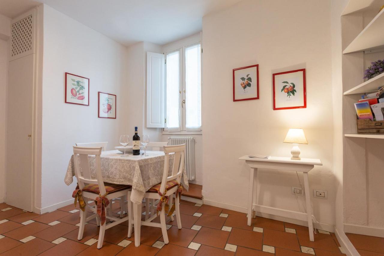 Mercatale Apartment Прато Экстерьер фото