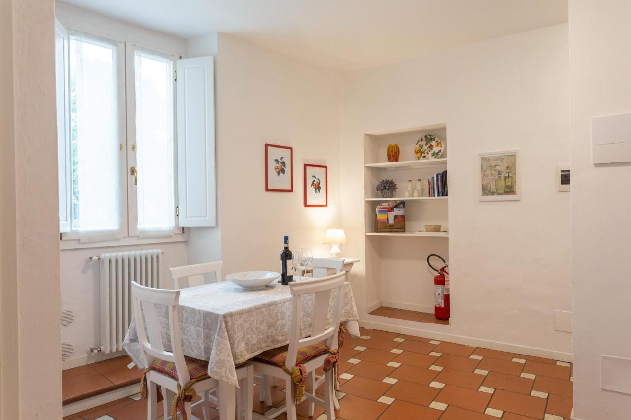 Mercatale Apartment Прато Экстерьер фото